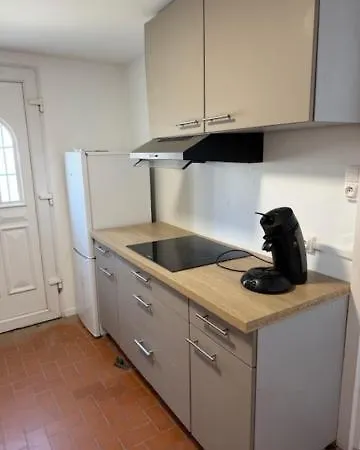 Maison Rénovée à Neuf Climatisée 45 M2 Avec Terrasse Apartamento